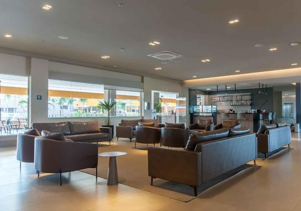 Enjoy Solar Das Aguas Park Resort Olímpia Eksteriør bilde The lounge at the airport
