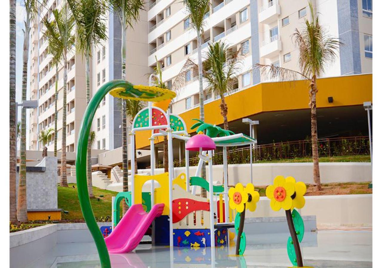 Enjoy Solar Das Aguas Park Resort Olímpia Eksteriør bilde Playground at the complex