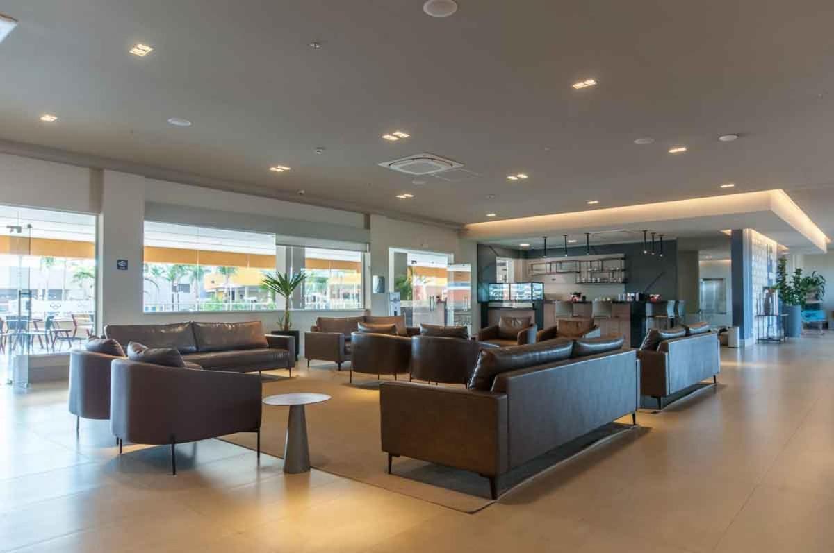 Enjoy Solar Das Aguas Park Resort Olímpia Eksteriør bilde The lounge at the airport
